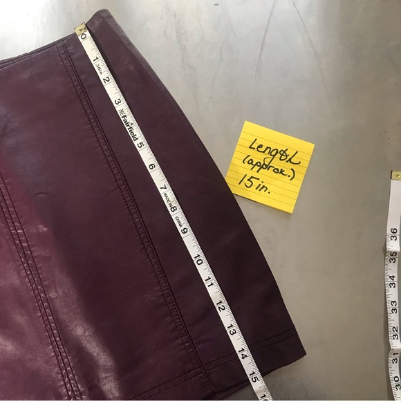 Faux Leather Mini Skirt - Picture 6 of 7